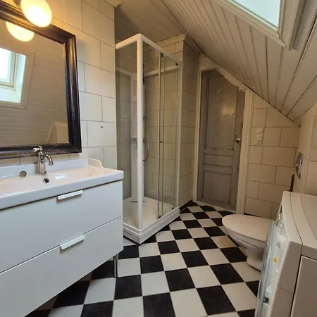 Nydelig Hus Med Privat Hage Og Fantastisk Utsikt Over Fisketorget, Bryggen Og Sentrum *