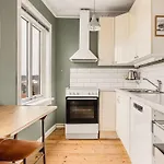 Nydelig Hus Med Privat Hage Og Fantastisk Utsikt Over Fisketorget, Bryggen Og Sentrum 아파트