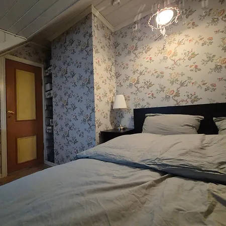 Nydelig Hus Med Privat Hage Og Fantastisk Utsikt Over Fisketorget, Bryggen Og Sentrum Lägenhet